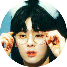 황민현 image