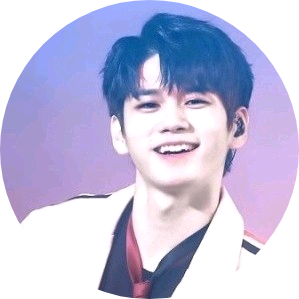 옹성우 image