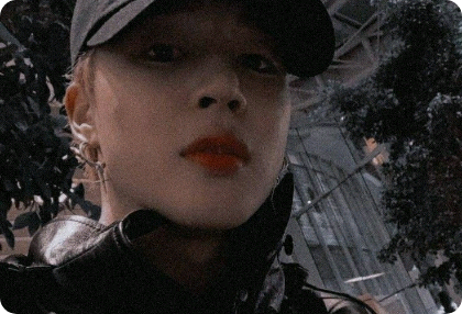 14년 여사친이 여자로 보여요 thumbnail