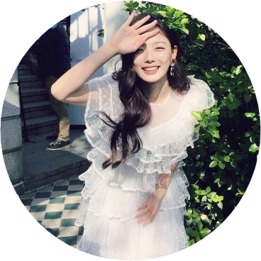 김유정 image
