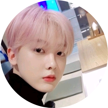 윤산하 image