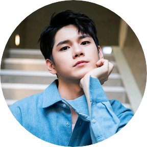 옹성우(주임) image