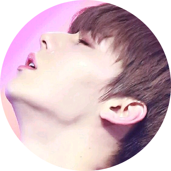 황민현 image