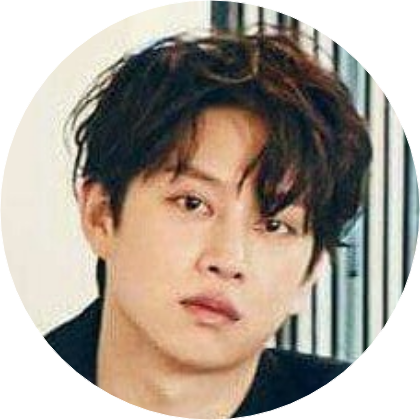 신(김희철) image