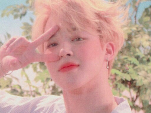 이루어질 수 없는 사랑 thumbnail