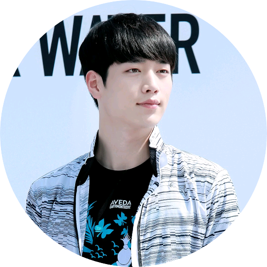 서강준(사회선생님) image