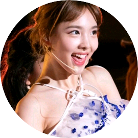 민유리 image