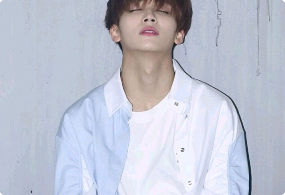 저는 입양아, 왕따입니다 thumbnail