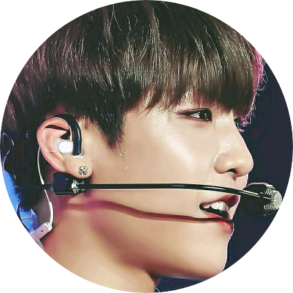 우진 / 19 image