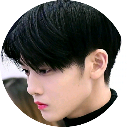 진영 / 18 image
