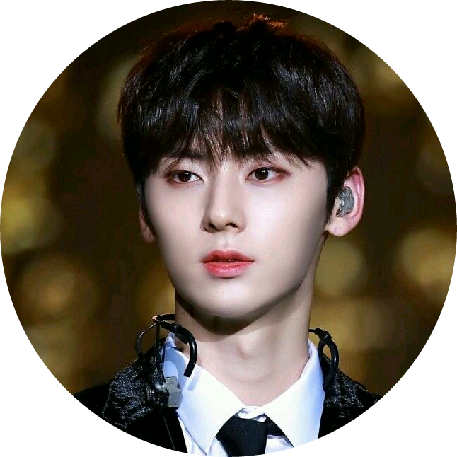 민현 image