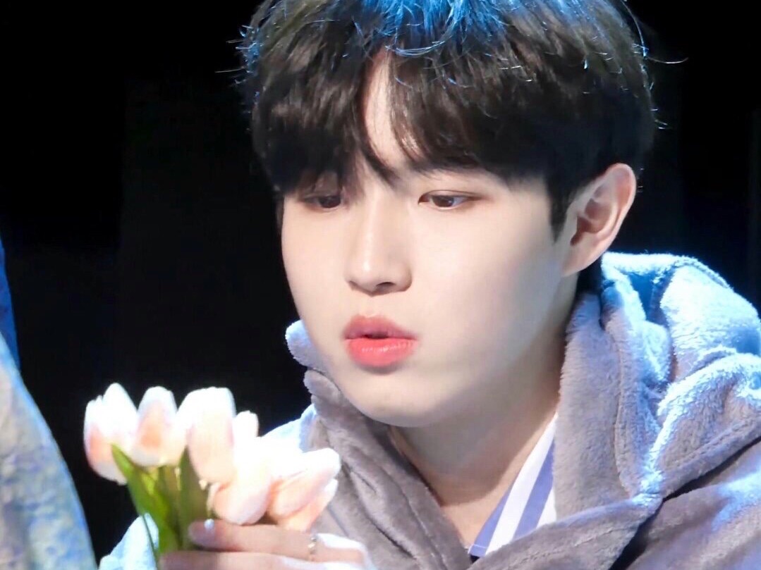 Kim Jae-hwan du jour que j'ai adoré🍃 thumbnail