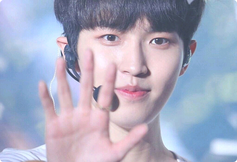 만두만두짼 thumbnail