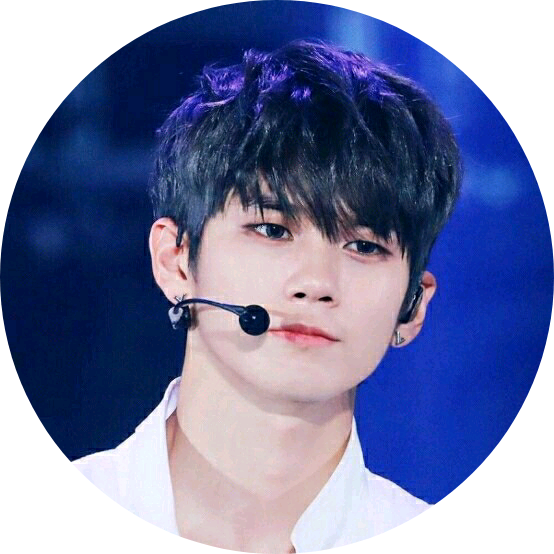 옹성우 image