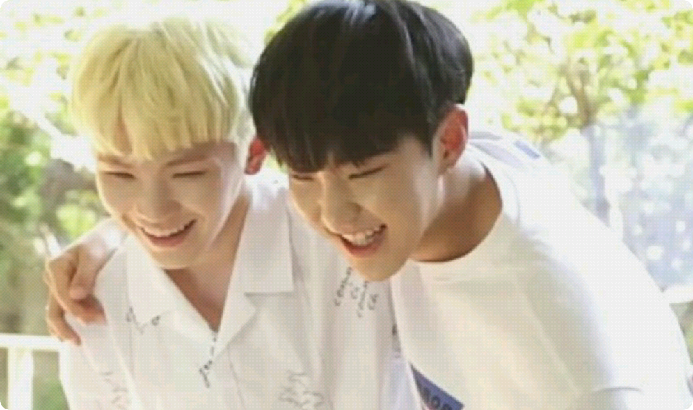 [세븐틴 팬픽/호우]전쟁속에 핀 꽃  thumbnail