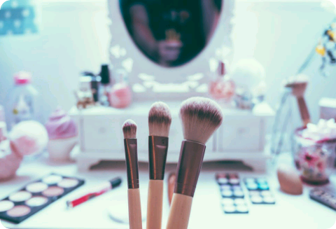 Penata rias BTS tidak dikenali. thumbnail