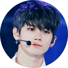 옹성우 image