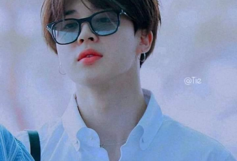 英鎊。兩張臉 thumbnail