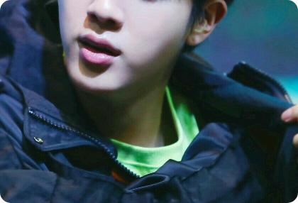 韩国教师金锡镇 thumbnail