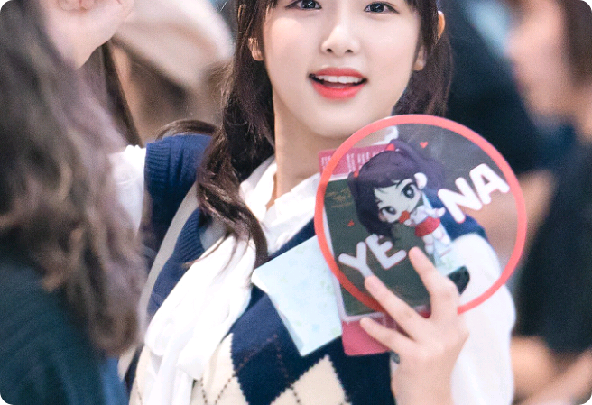 IZ*ONE 在学校 thumbnail