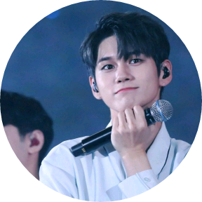 옹성우 image