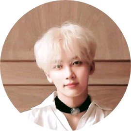 윤정한-26살 image