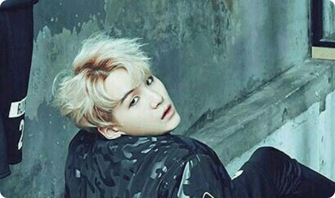 게임에서 싸우던 남자랑 피시방에서 만났어요 thumbnail