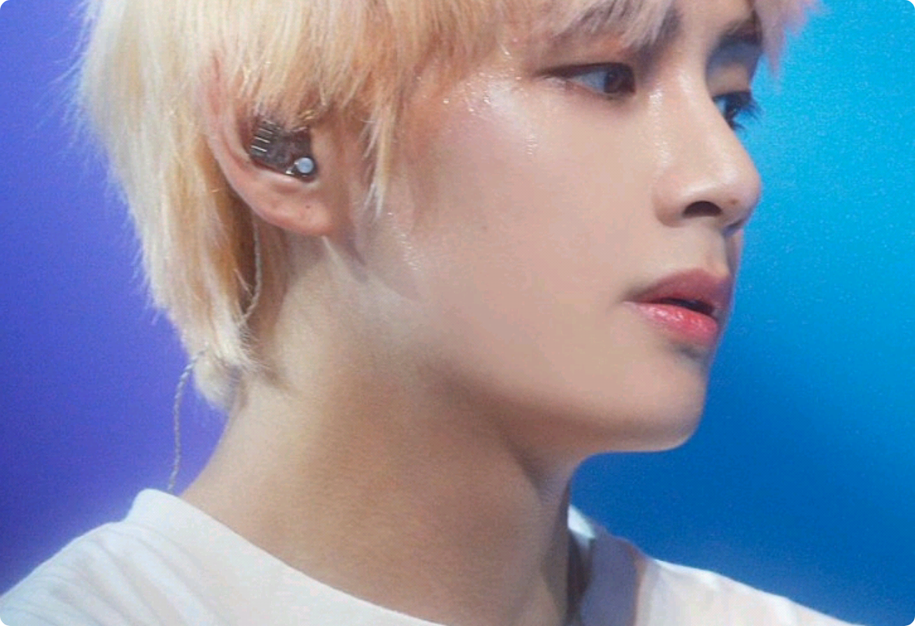 뷔의 사춘기 thumbnail