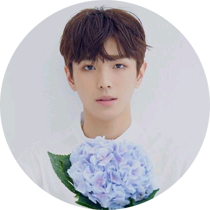 용희 객실손님 image