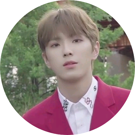 용희 객실손님 image