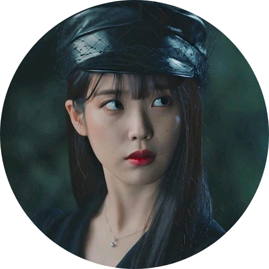 아이유 호텔사장 image