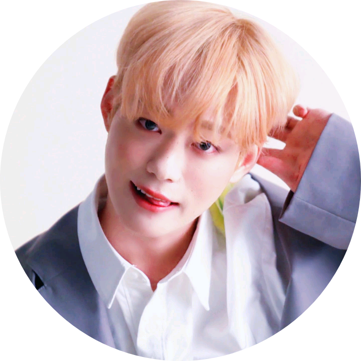 이세진 객실손님 image