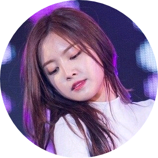 손나은 ( 차장 ) image