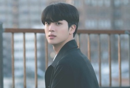 我會在巷子盡頭等你。 thumbnail