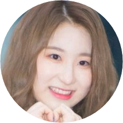 이채연 image