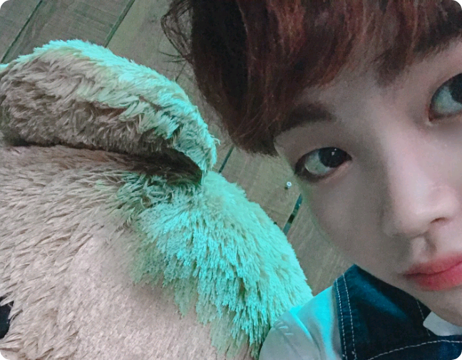 우리집 강아지가 사람이되었다 thumbnail