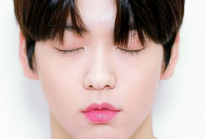 " 오랜만이다 , 최수빈 " thumbnail