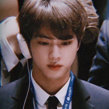 김석진 image