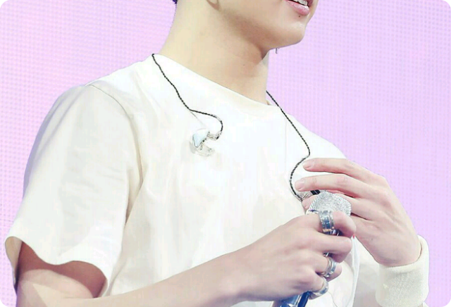 Con cừu bóng ma quyến rũ thumbnail