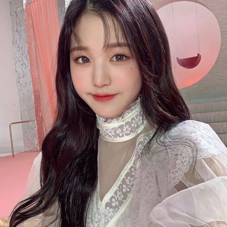 장원영 image
