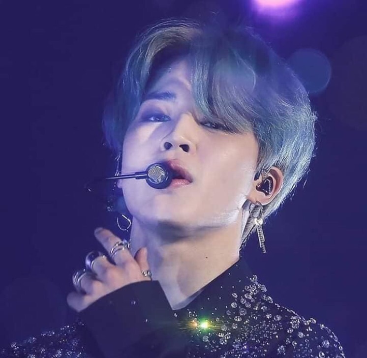 先輩に撮られました。 thumbnail