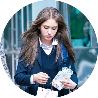 전소미 image