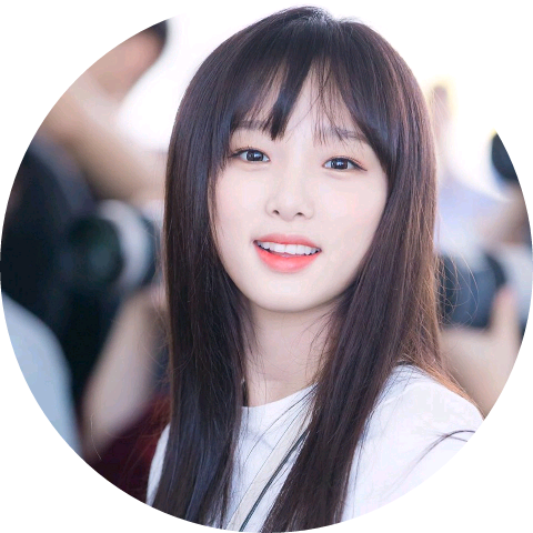 최예나 image