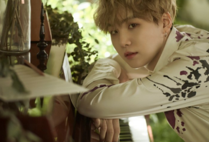 "반인반수는 고작 주인의 소유물뿐이잖아요?" thumbnail