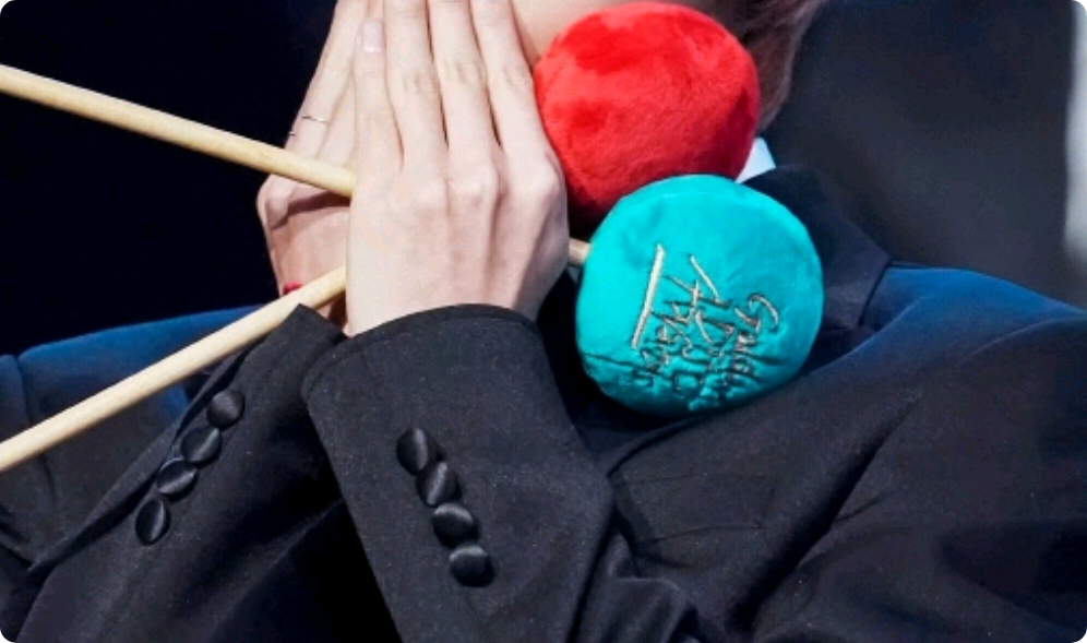 Kim Taehyung (nửa người, nửa thú) x Sư phụ Kim Jaehwan thumbnail