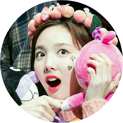 임나연(당시18살) image