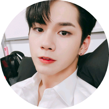 공성우웅성우 image