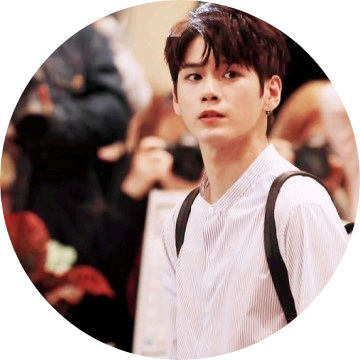 옹성우 image