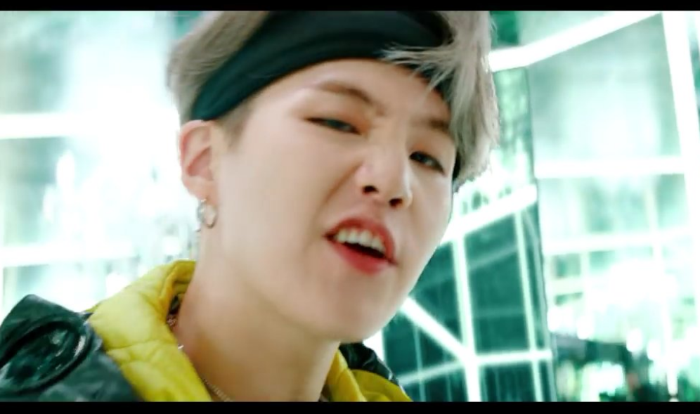 Quella segretaria e quella ragazza thumbnail