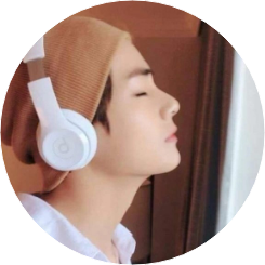 과거 김태형 image